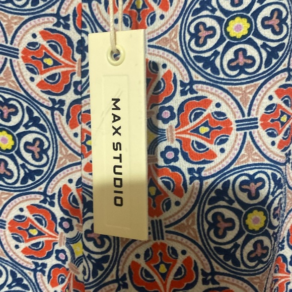 Max studio - Picture 2 of 4